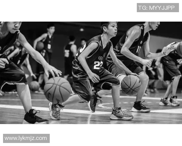 黄军专访：从球场到人生的转折与成长之路回顾篮球历程